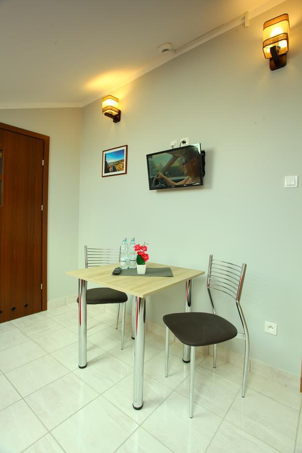 Hostel Bazar คราคูฟ ภายนอก รูปภาพ