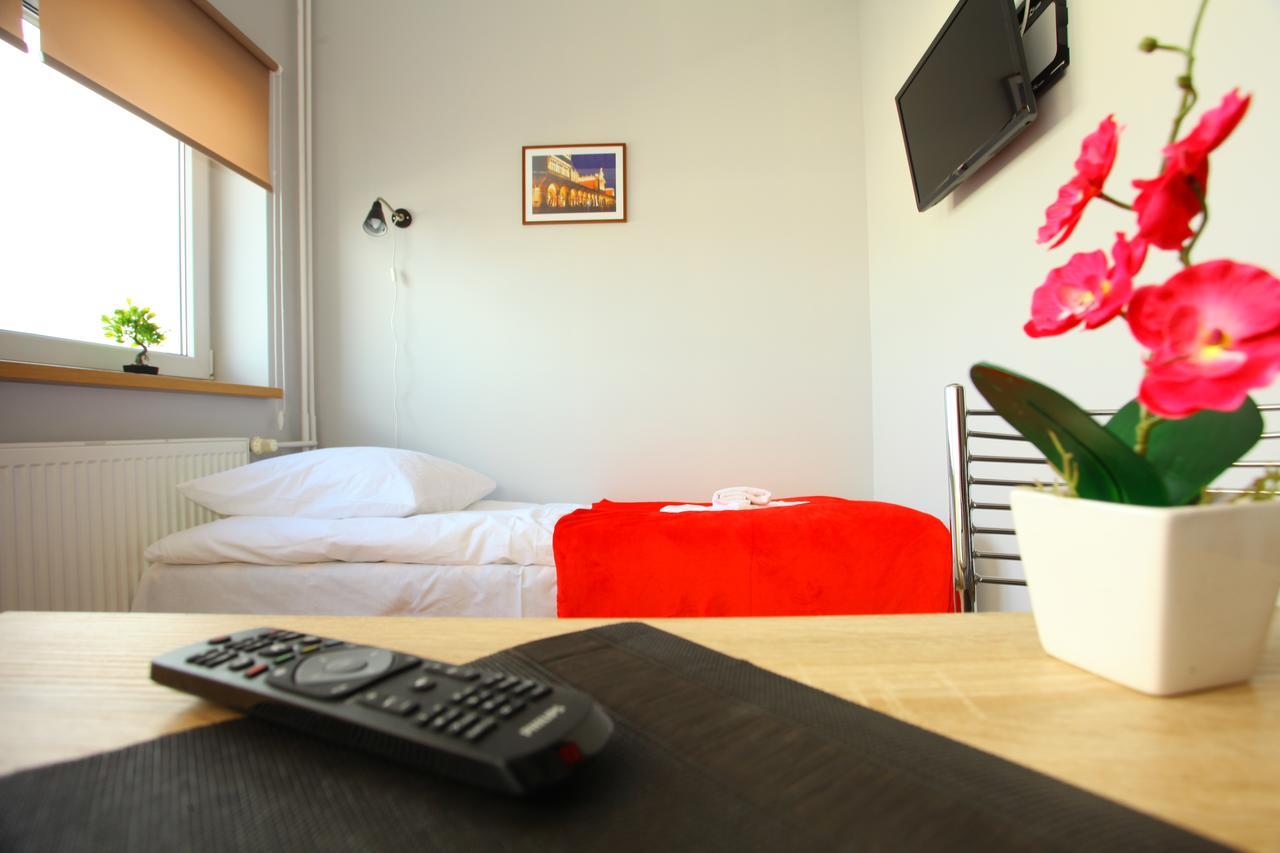 Hostel Bazar คราคูฟ ภายนอก รูปภาพ
