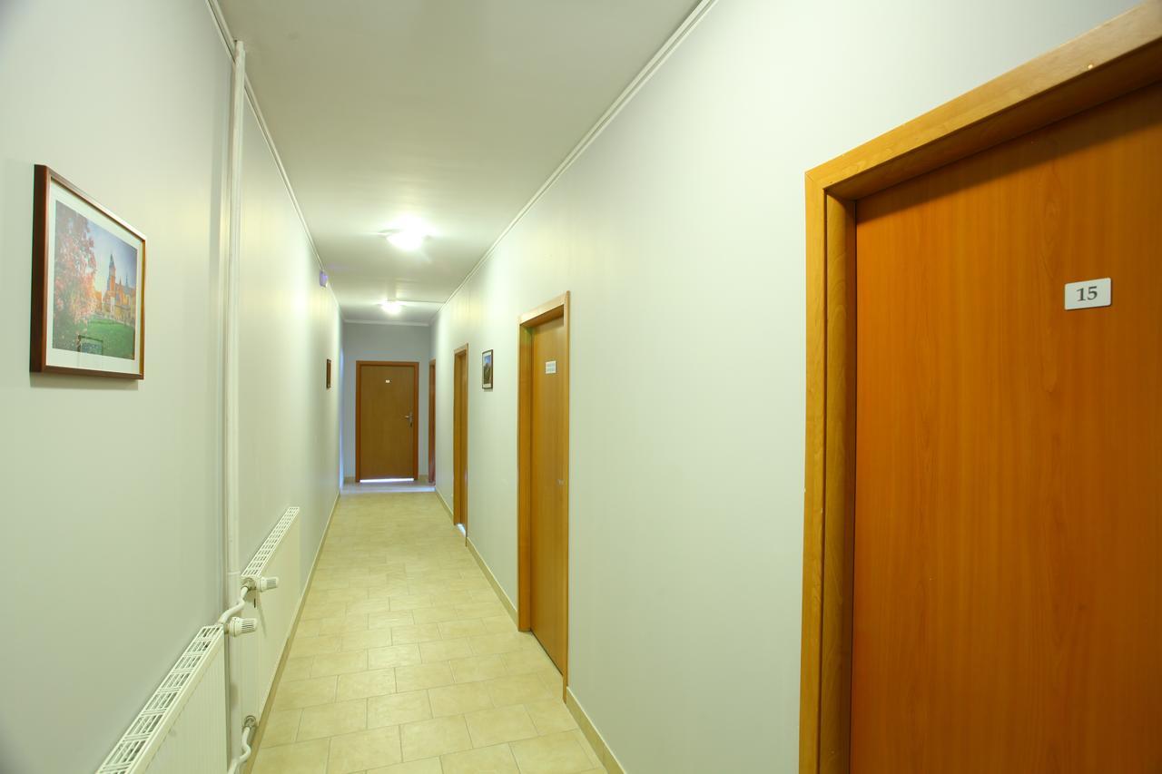 Hostel Bazar คราคูฟ ภายนอก รูปภาพ